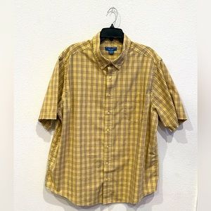 Puritan short sleeve mens dress shirt, 2XL.